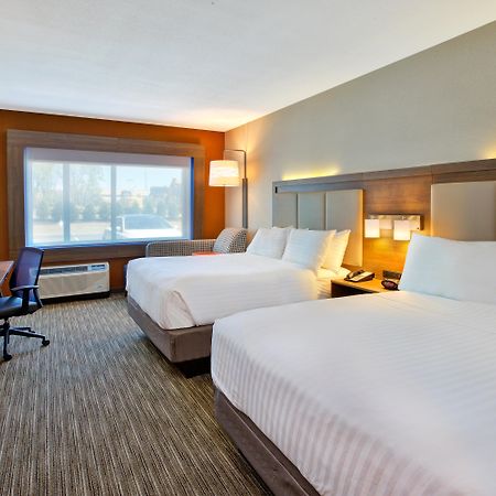 Holiday Inn Express & Suites New Castle By Ihg Екстериор снимка