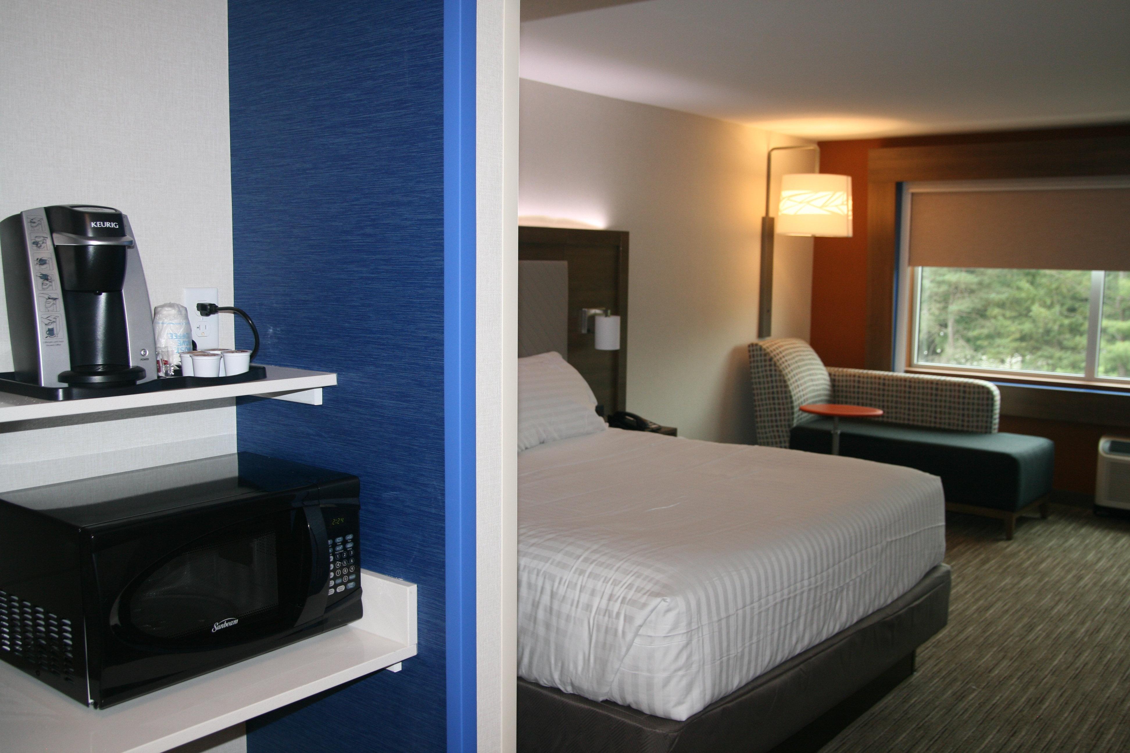 Holiday Inn Express & Suites New Castle By Ihg Екстериор снимка