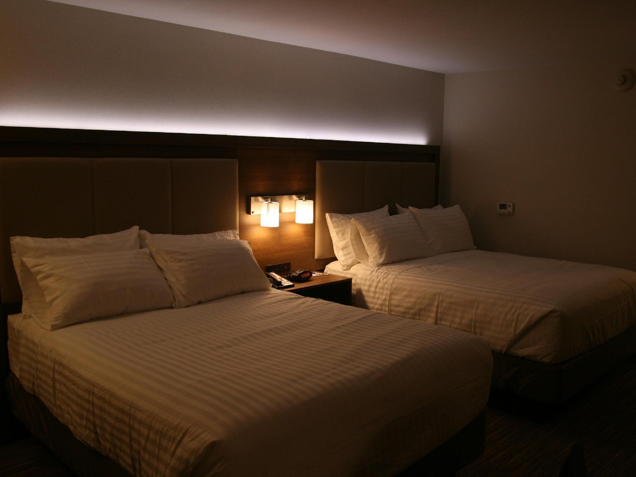 Holiday Inn Express & Suites New Castle By Ihg Екстериор снимка