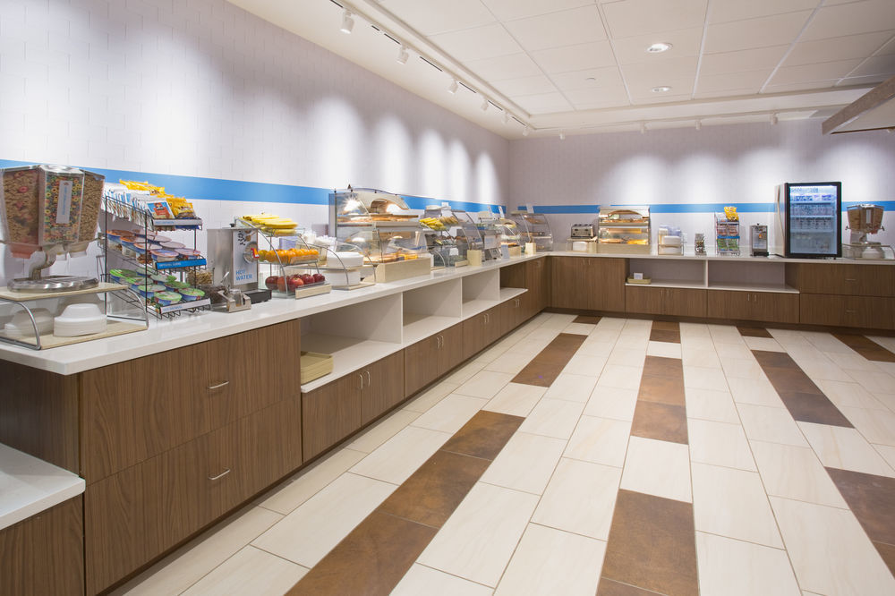 Holiday Inn Express & Suites New Castle By Ihg Екстериор снимка